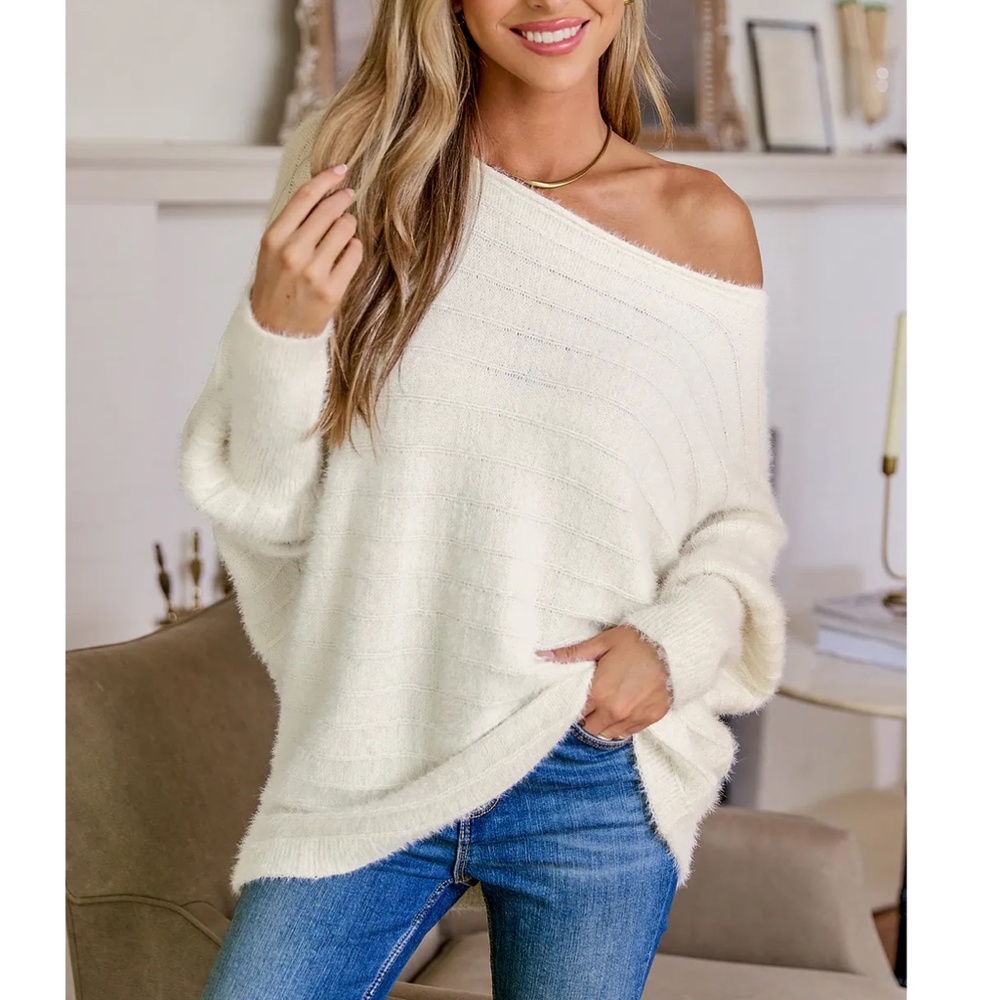 Ivory Off-Shoulder Puff Sleeve Sweater - L